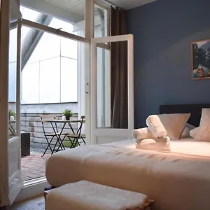  Bed & Breakfast Rembrandtplein House A Netherlands